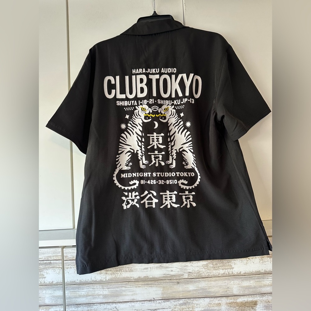 🖤 Fresh Prints of Belair Club Tokyo Button Down Shirt NWT Small